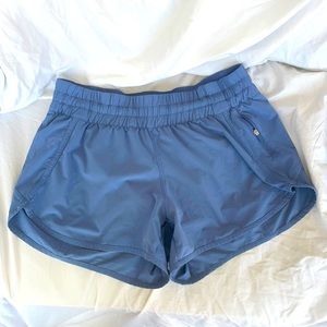 Lululemon Tracker Shorts 4”